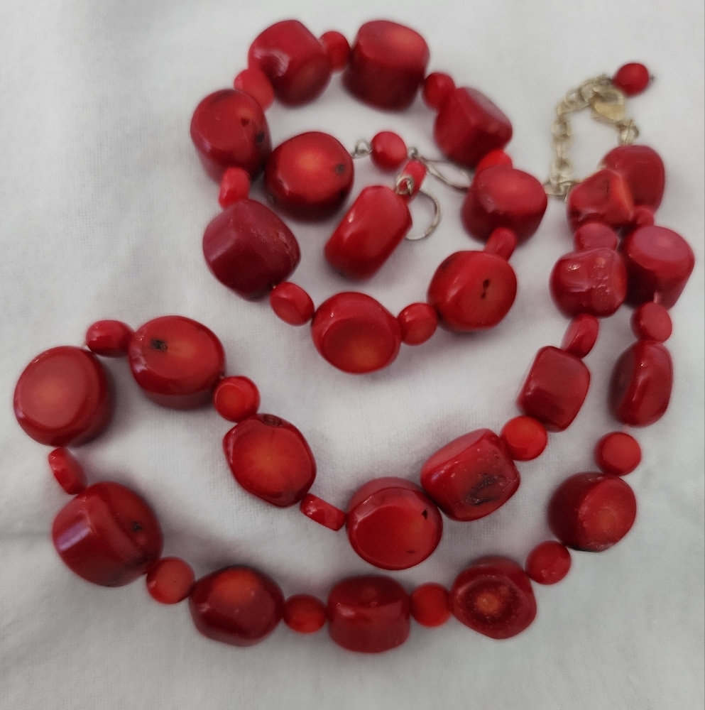Vintage Red Coral Beaded Necklace,earrings And Braclet